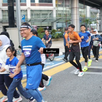 Runner Photo 4505390