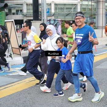 Runner Photo 4505403