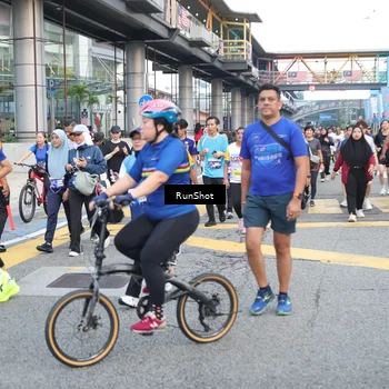 Runner Photo 4505451