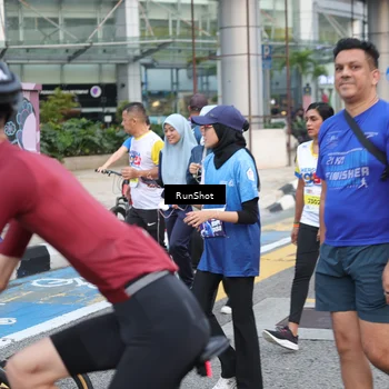Runner Photo 4505510