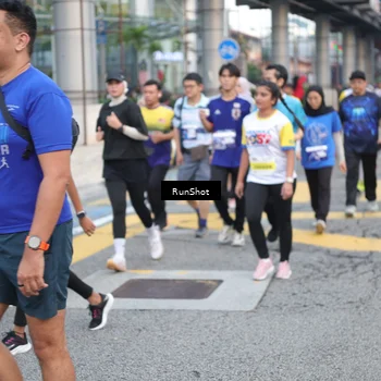 Runner Photo 4505525