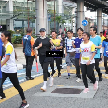 Runner Photo 4505545