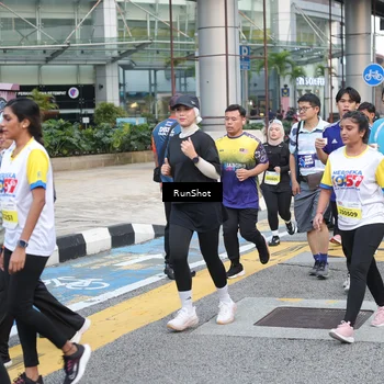 Runner Photo 4505558