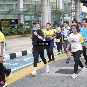 Runner Photo 4505567
