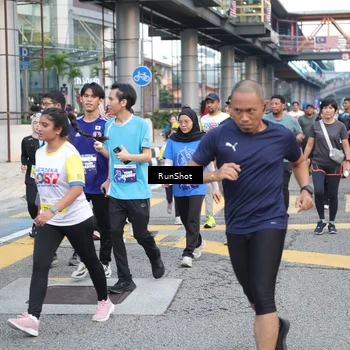 Runner Photo 4505579