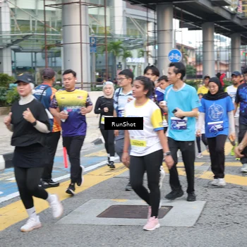 Runner Photo 4505591