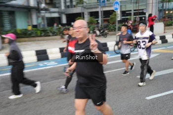 Runner Photo 4505598