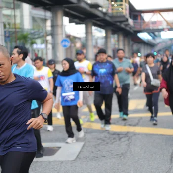 Runner Photo 4505612