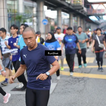 Runner Photo 4505616
