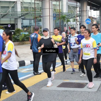 Runner Photo 4505673