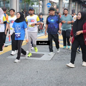 Runner Photo 4505697