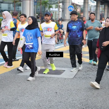 Runner Photo 4505718