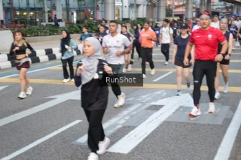 Runner Photo 4505746