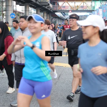 Runner Photo 4505759