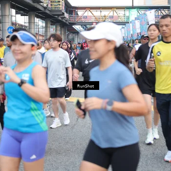 Runner Photo 4505762