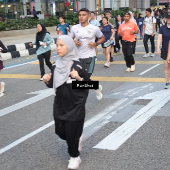Runner Photo 4505802