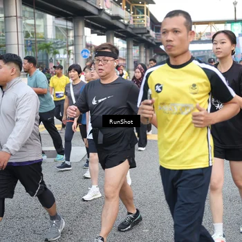 Runner Photo 4505806