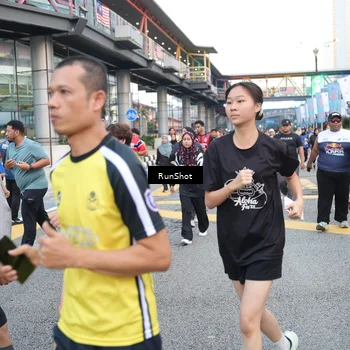 Runner Photo 4505817