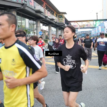 Runner Photo 4505837