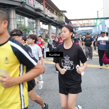 Runner Photo 4505859