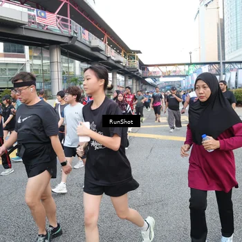 Runner Photo 4505864