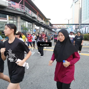 Runner Photo 4505879