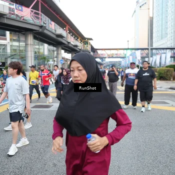 Runner Photo 4505885