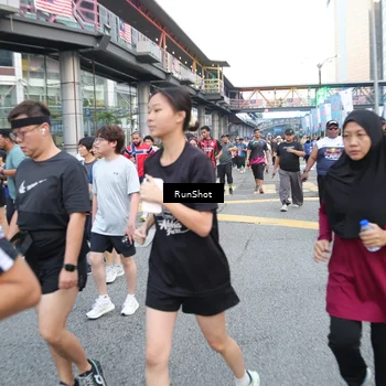 Runner Photo 4505905