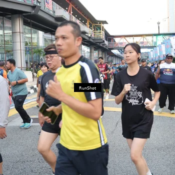 Runner Photo 4505932