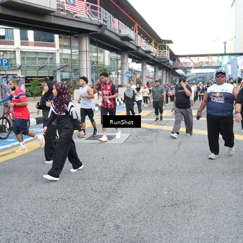 Runner Photo 4506111