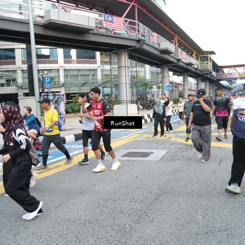 Runner Photo 4506157