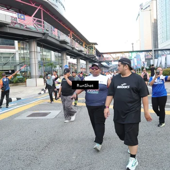 Runner Photo 4506158