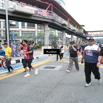 Runner Photo 4506174