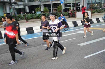 Runner Photo 4506216