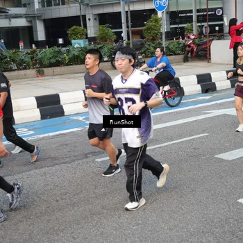 Runner Photo 4506241
