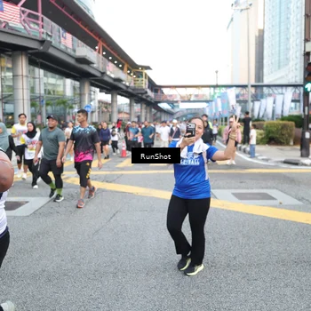 Runner Photo 4506266