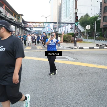 Runner Photo 4506376