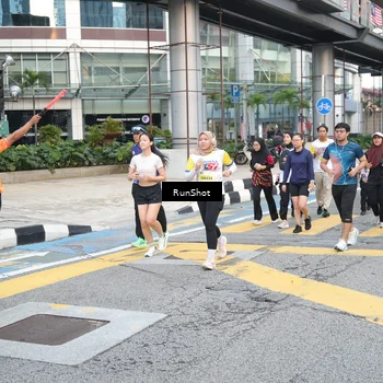 Runner Photo 4506473