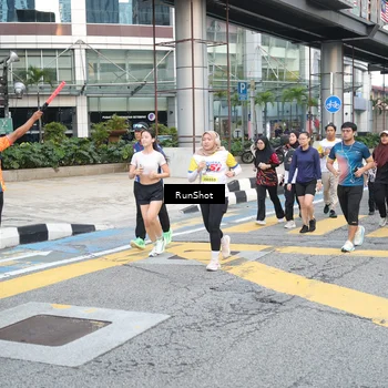 Runner Photo 4506500