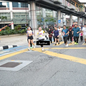 Runner Photo 4506517