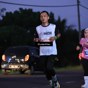 Runner Photo 4506536