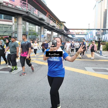 Runner Photo 4506549