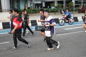 Runner Photo 4506594
