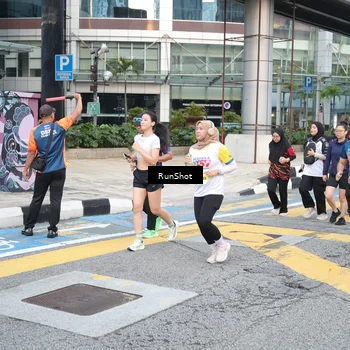 Runner Photo 4506595
