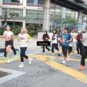 Runner Photo 4506596