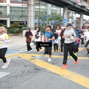Runner Photo 4506646