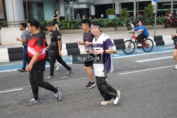 Runner Photo 4506694