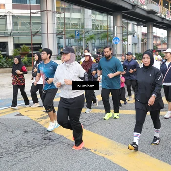 Runner Photo 4506709