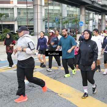 Runner Photo 4506761