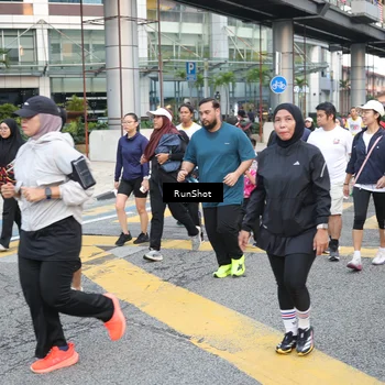 Runner Photo 4506765